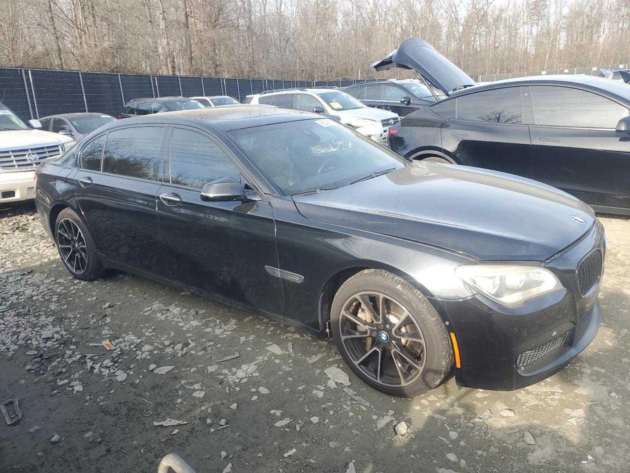 VIN WBAYF8C51ED652775 2014 BMW 7 SERIES no.4