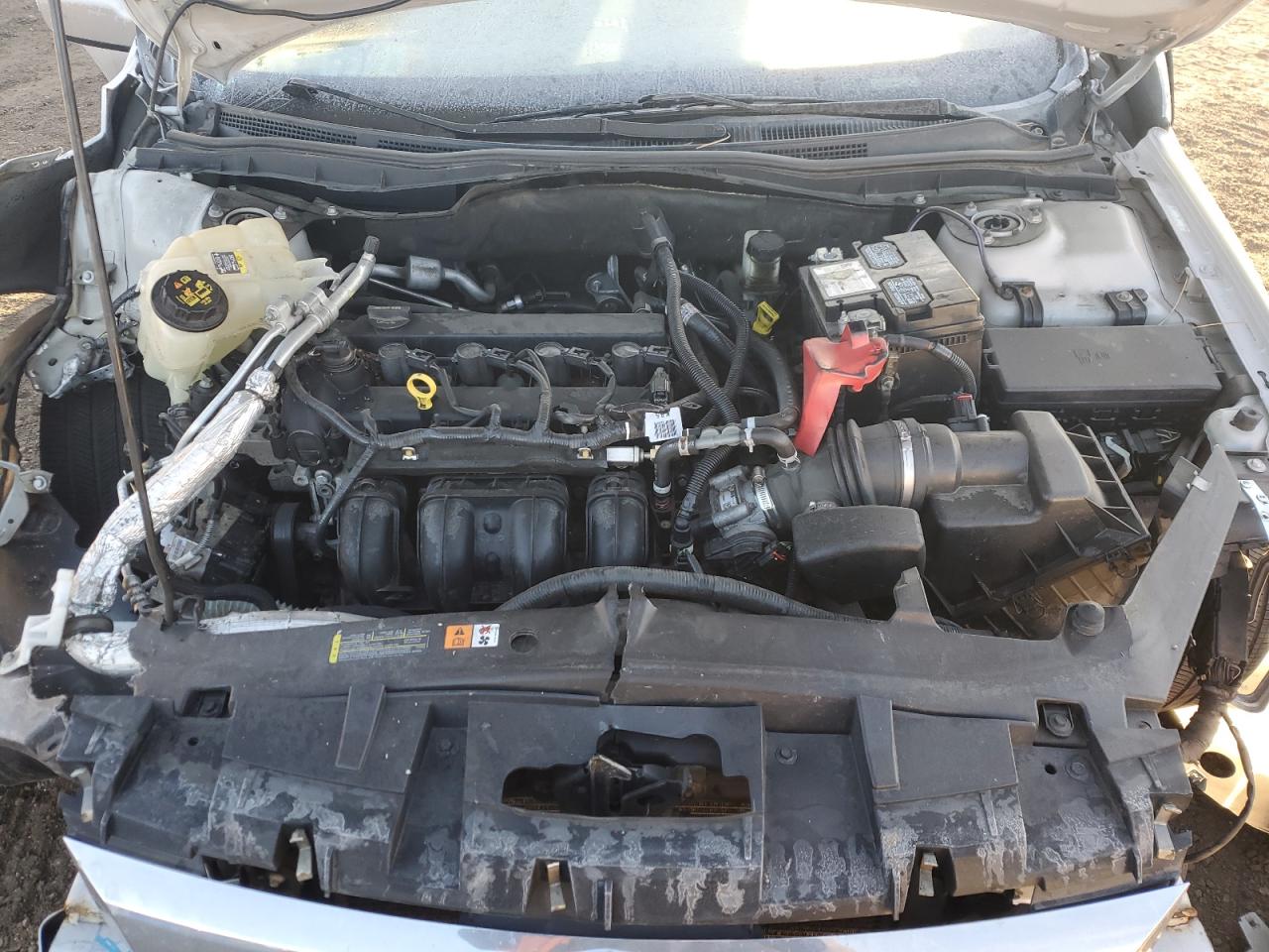 2010 Ford Fusion - Image 12