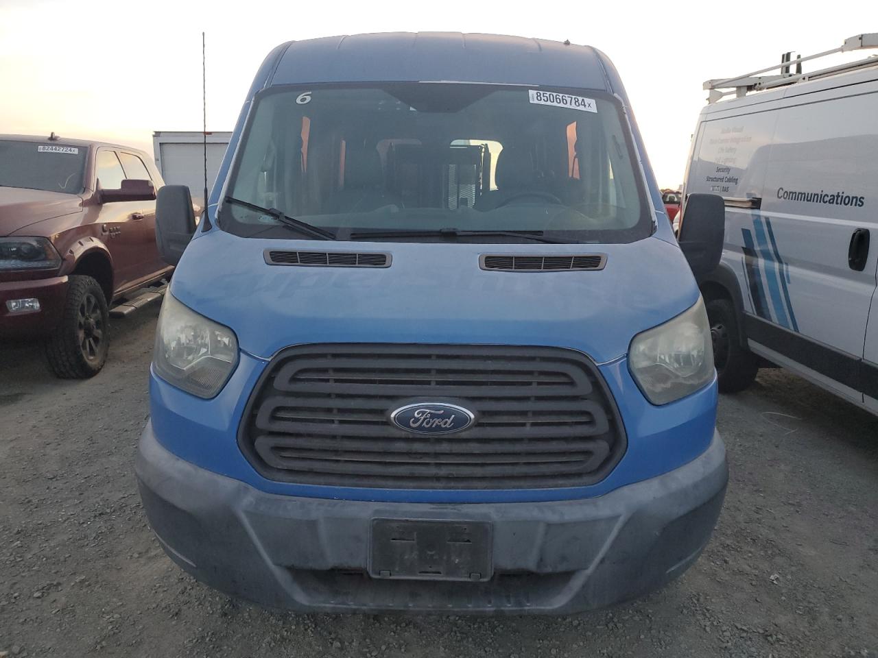 VIN 1FTNE2CV4FKB19175 2015 FORD TRANSIT no.5