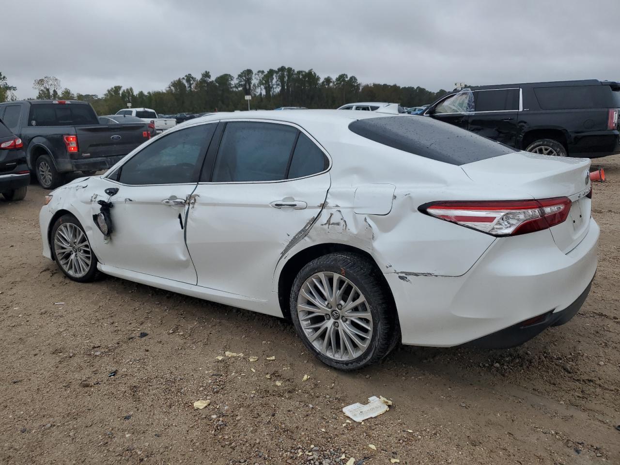 2020 Toyota Camry - Image 2