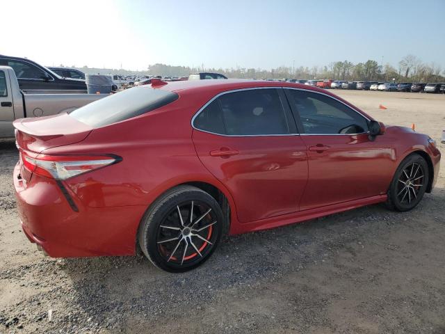  TOYOTA CAMRY 2019 Czerwony