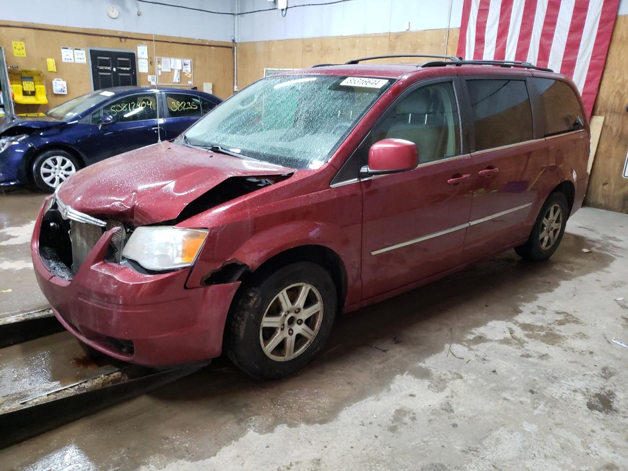 2010 Chrysler Town & Country - Image 1