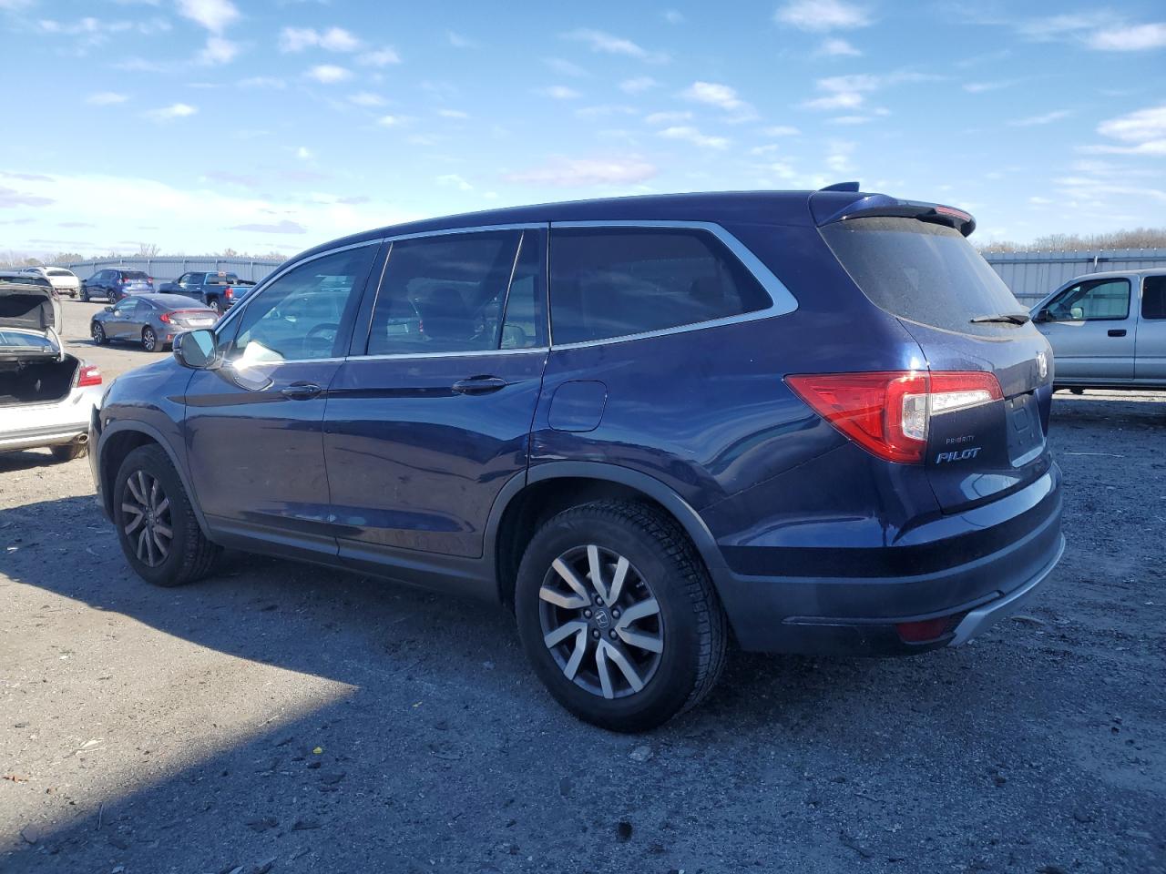 2019 Honda Pilot - Image 2