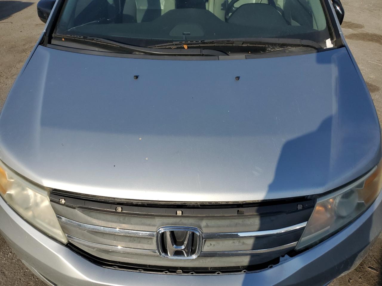 2011 Honda Odyssey - Image 12
