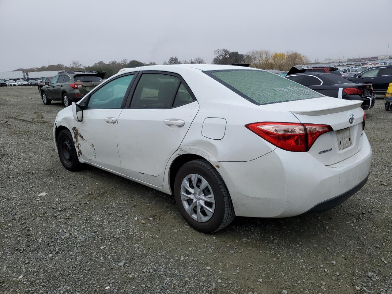 VIN 5YFBPRHEXHP572431 2017 TOYOTA COROLLA no.2