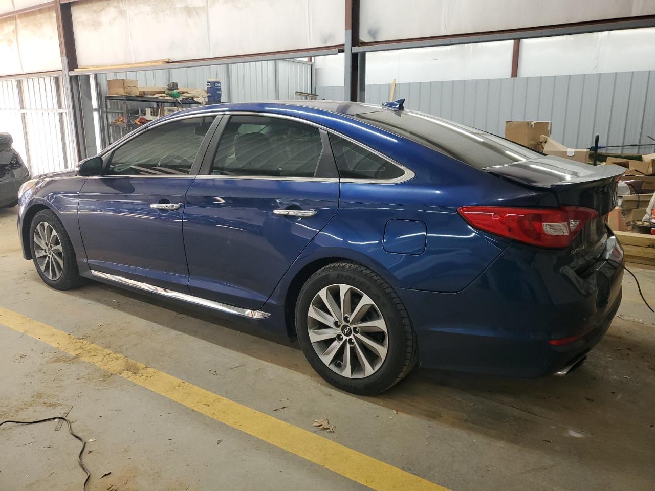 2015 Hyundai Sonata - Image 2