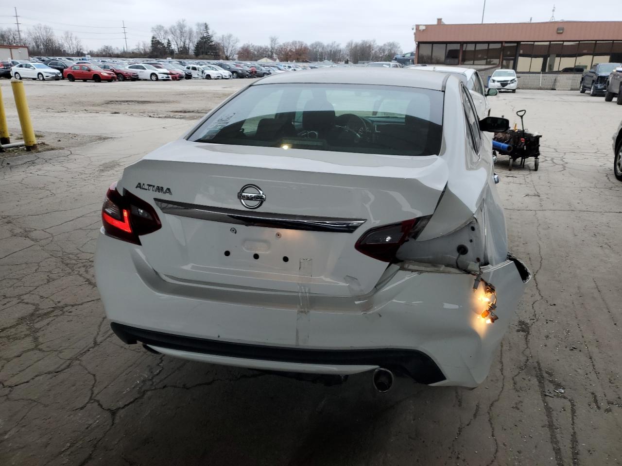 2018 Nissan Altima - Image 6