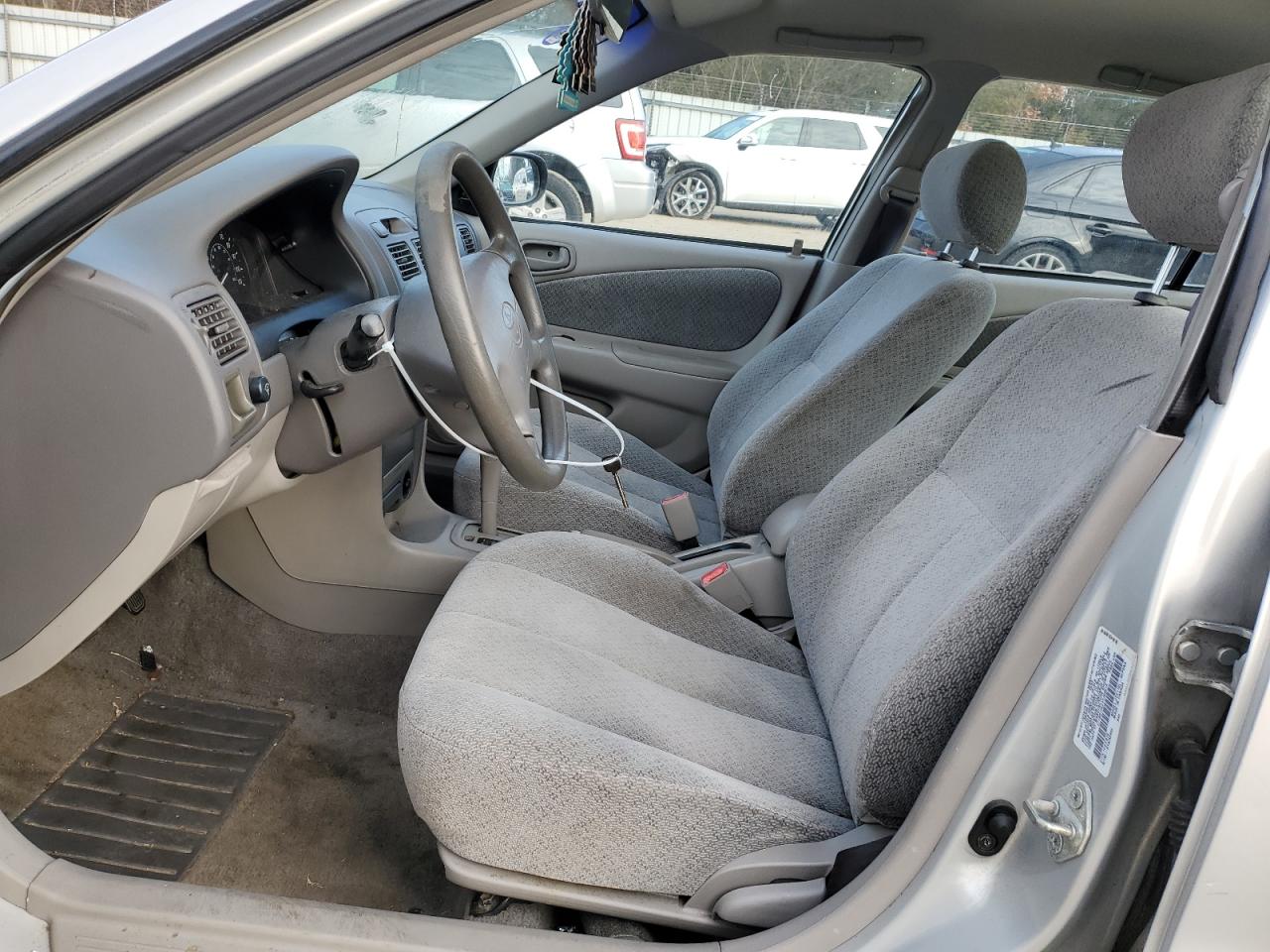 2000 Toyota Corolla - Image 7