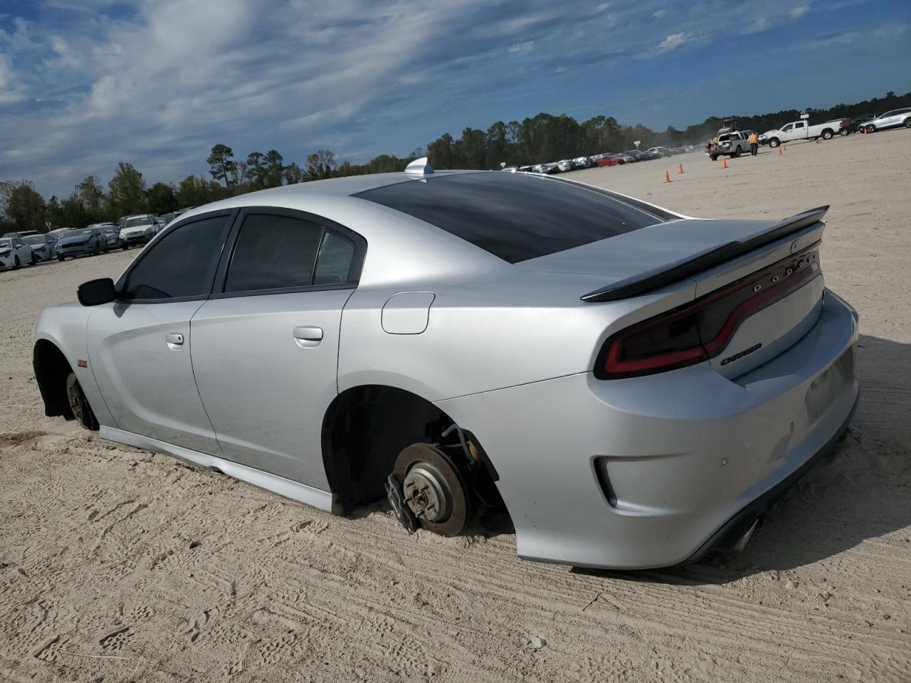 2019 Dodge Charger - Image 2