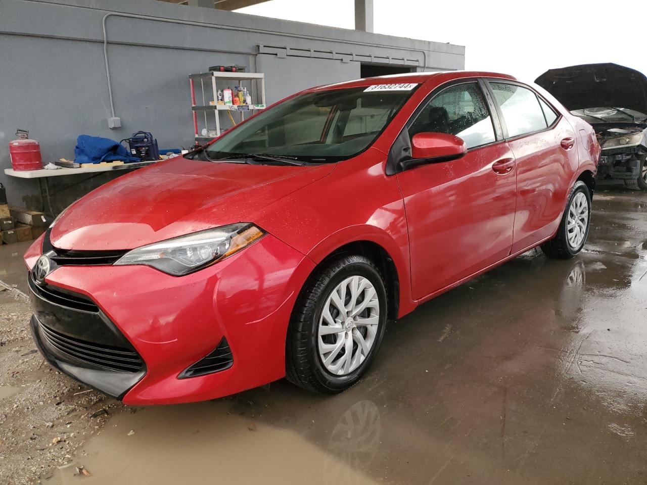 VIN 5YFBURHEXJP819509 2018 TOYOTA COROLLA no.1