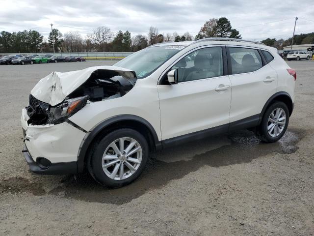  NISSAN ROGUE 2018 Biały