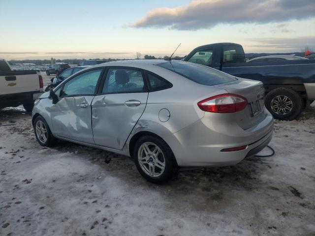  FORD FIESTA 2017 Silver