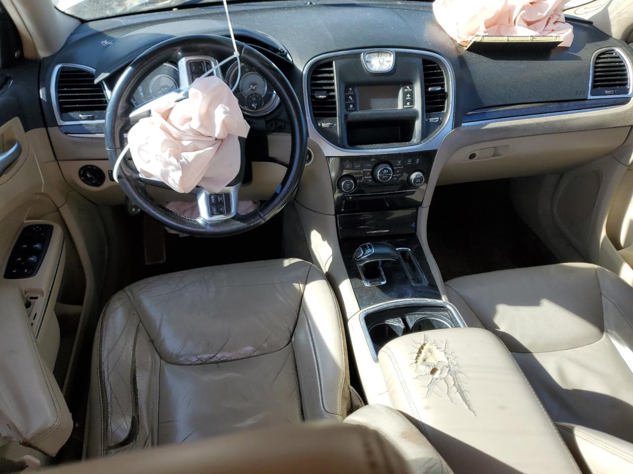 2012 Chrysler 300 - Image 8