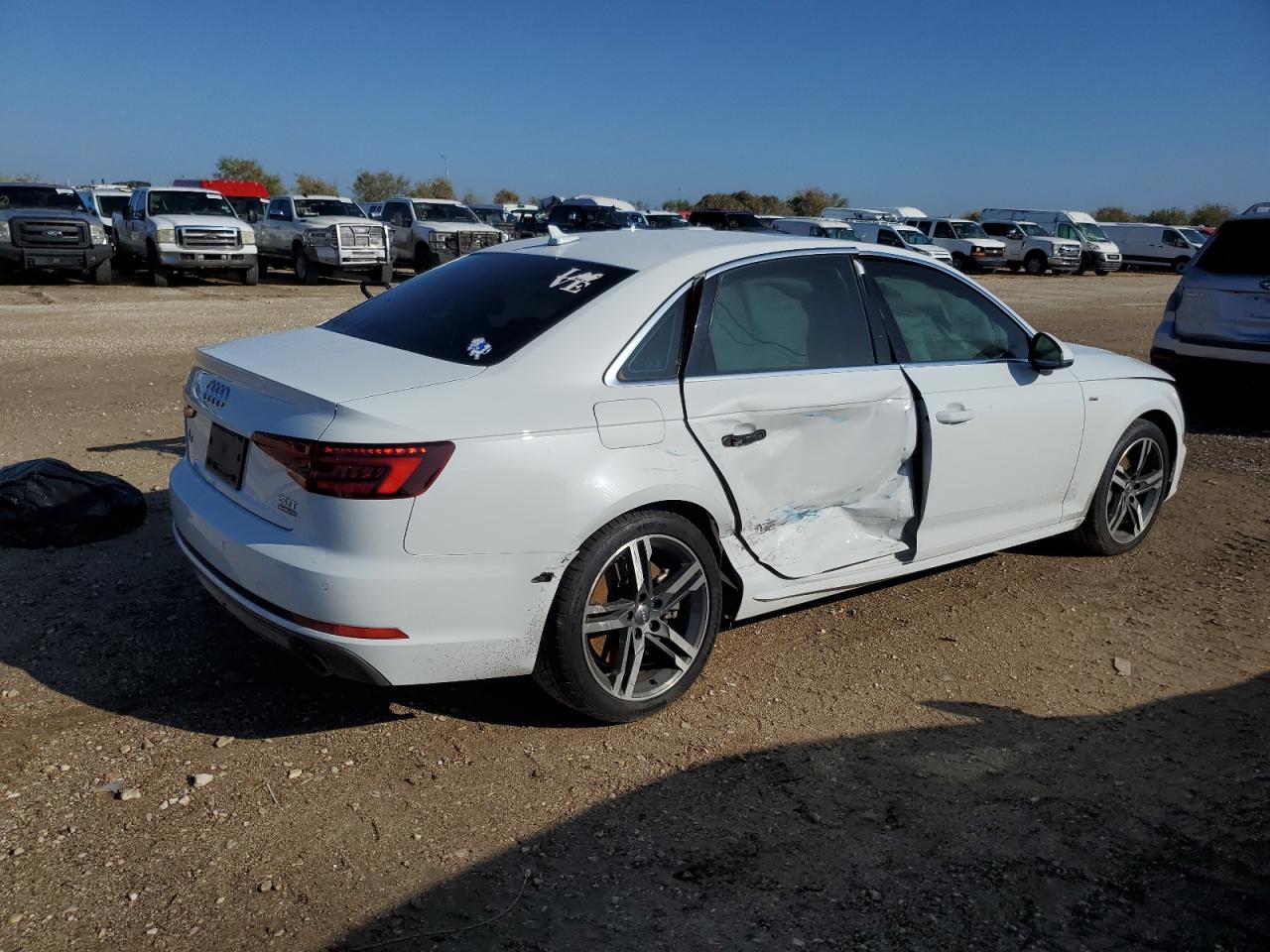 2018 Audi A4 - Image 3