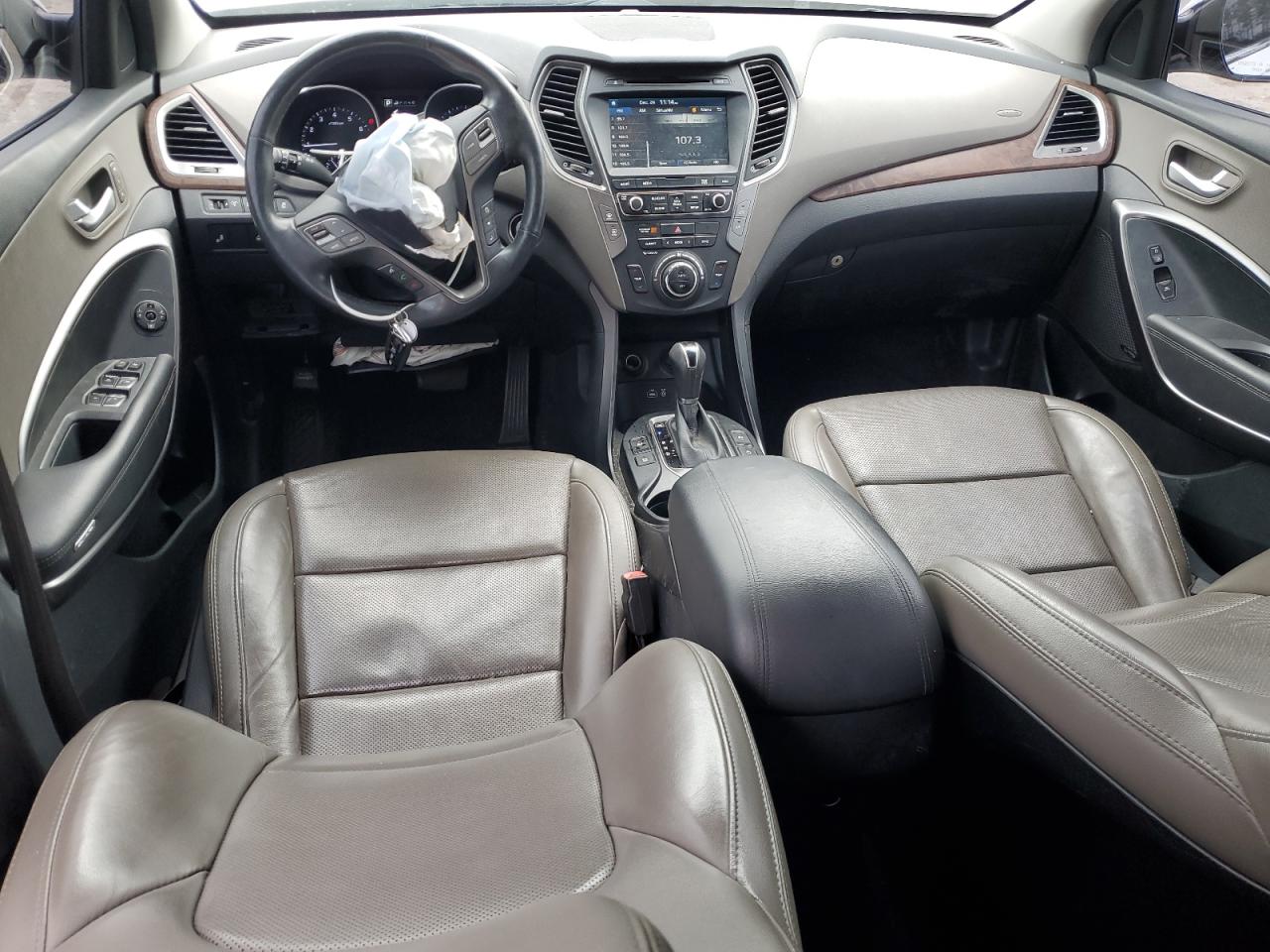 2018 Hyundai Santa Fe - Image 8