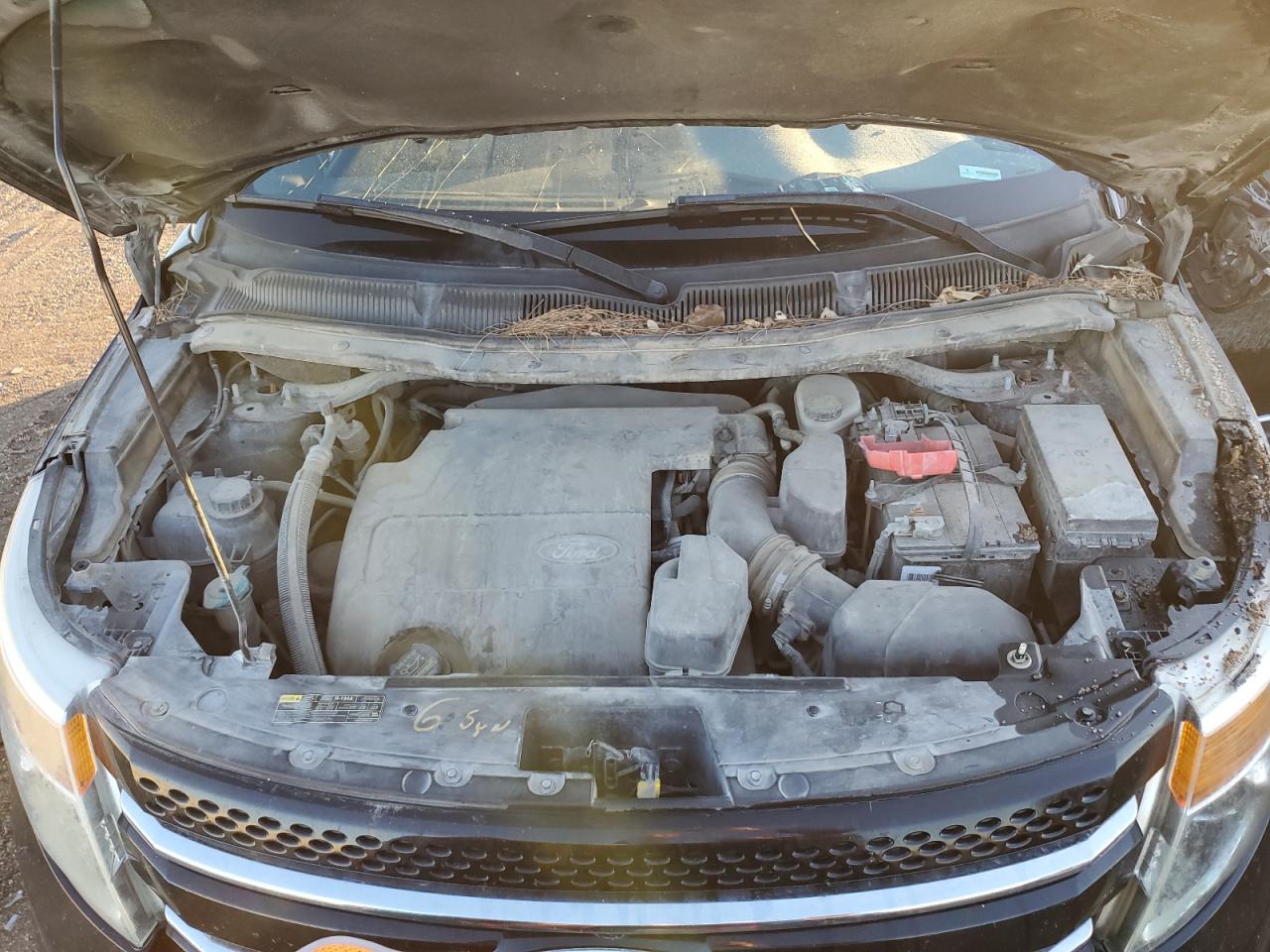 2012 Ford Explorer - Image 12