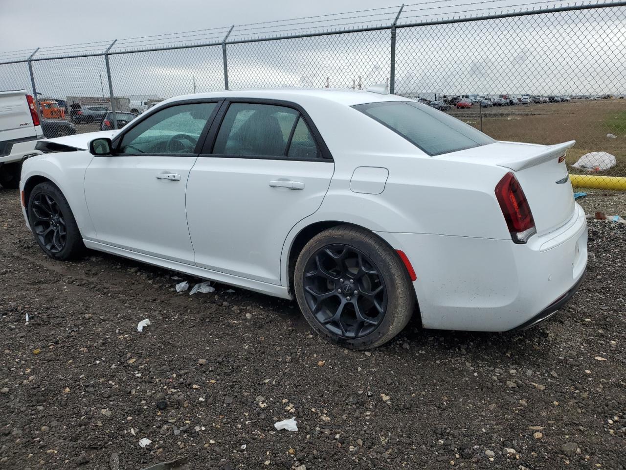 2019 Chrysler 300 - Image 2