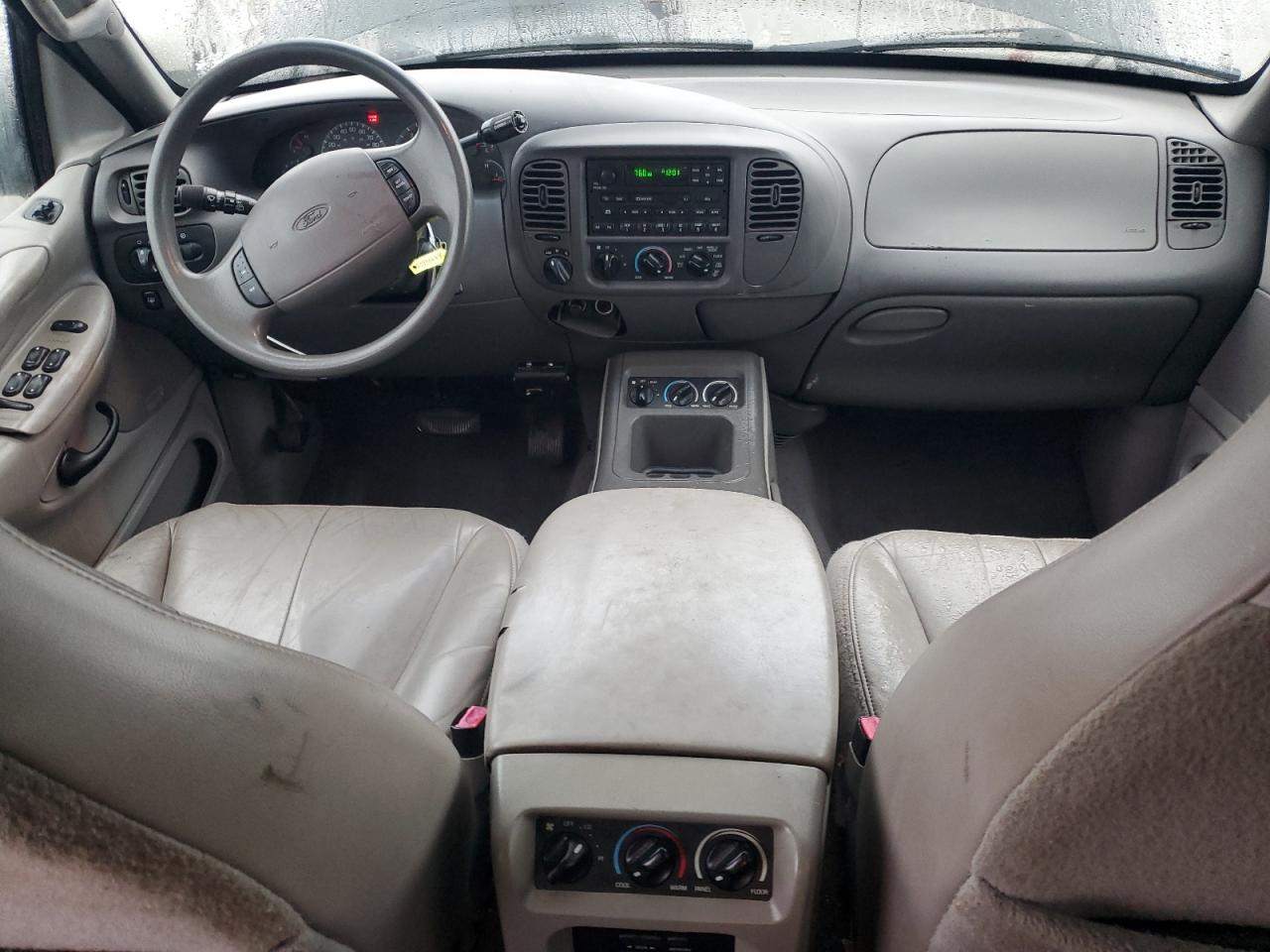 2000 Ford Expedition Xlt VIN: 1FMPU16LXYLA61727 Lot: 85990684