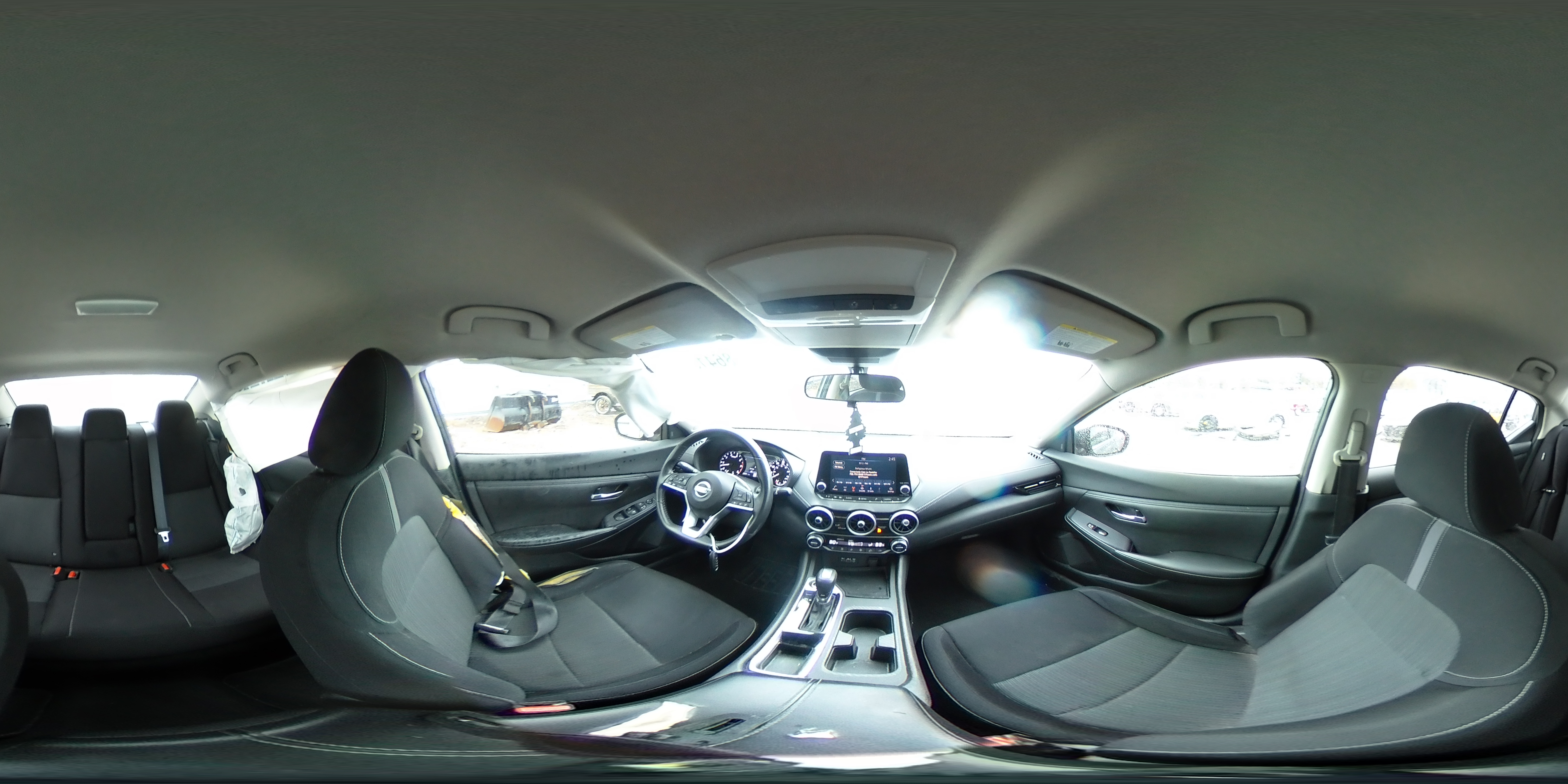 2020 Nissan Sentra - Image 13