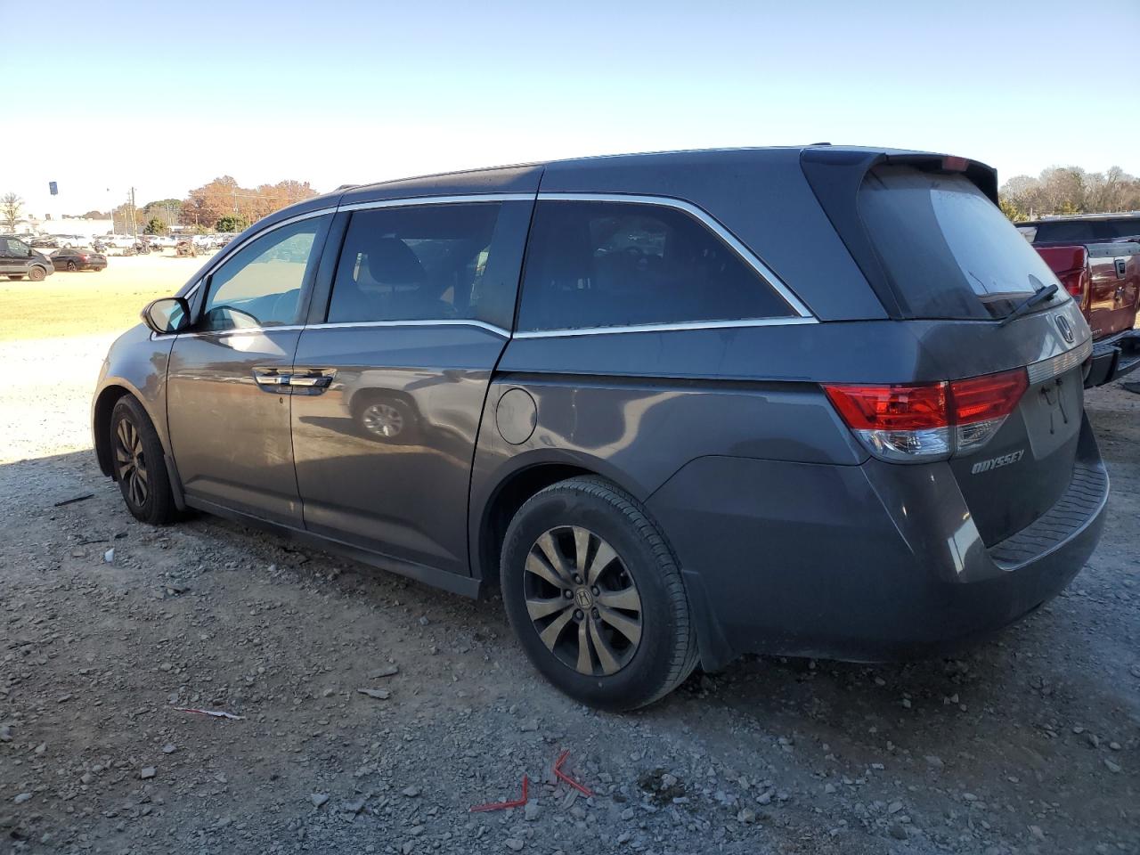 2015 Honda Odyssey - Image 2