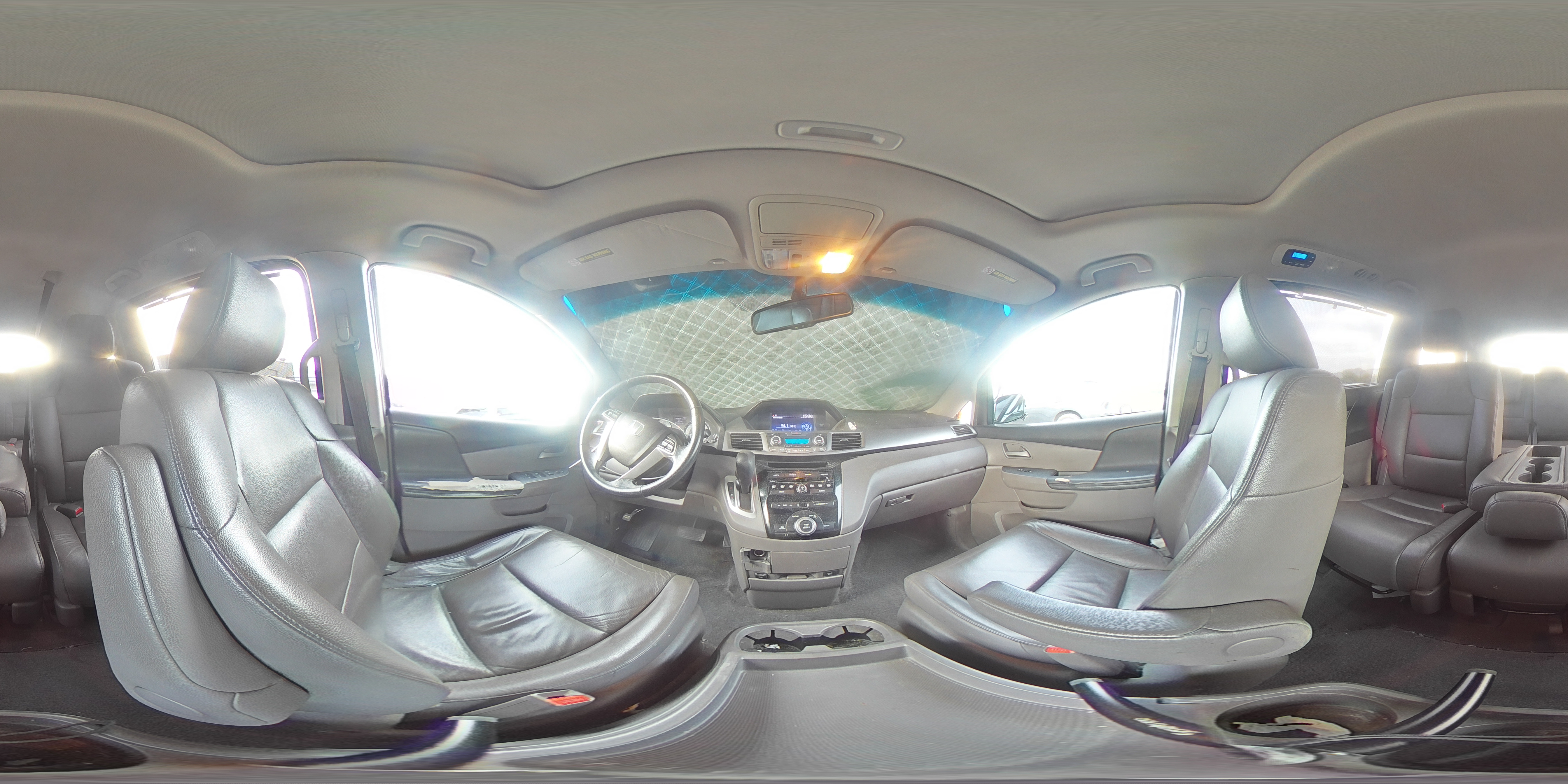 2012 Honda Odyssey - Image 14