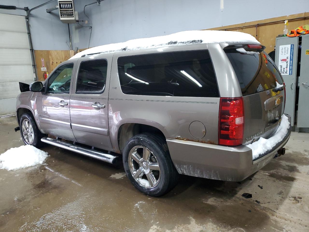 2012 Chevrolet Suburban - Image 2