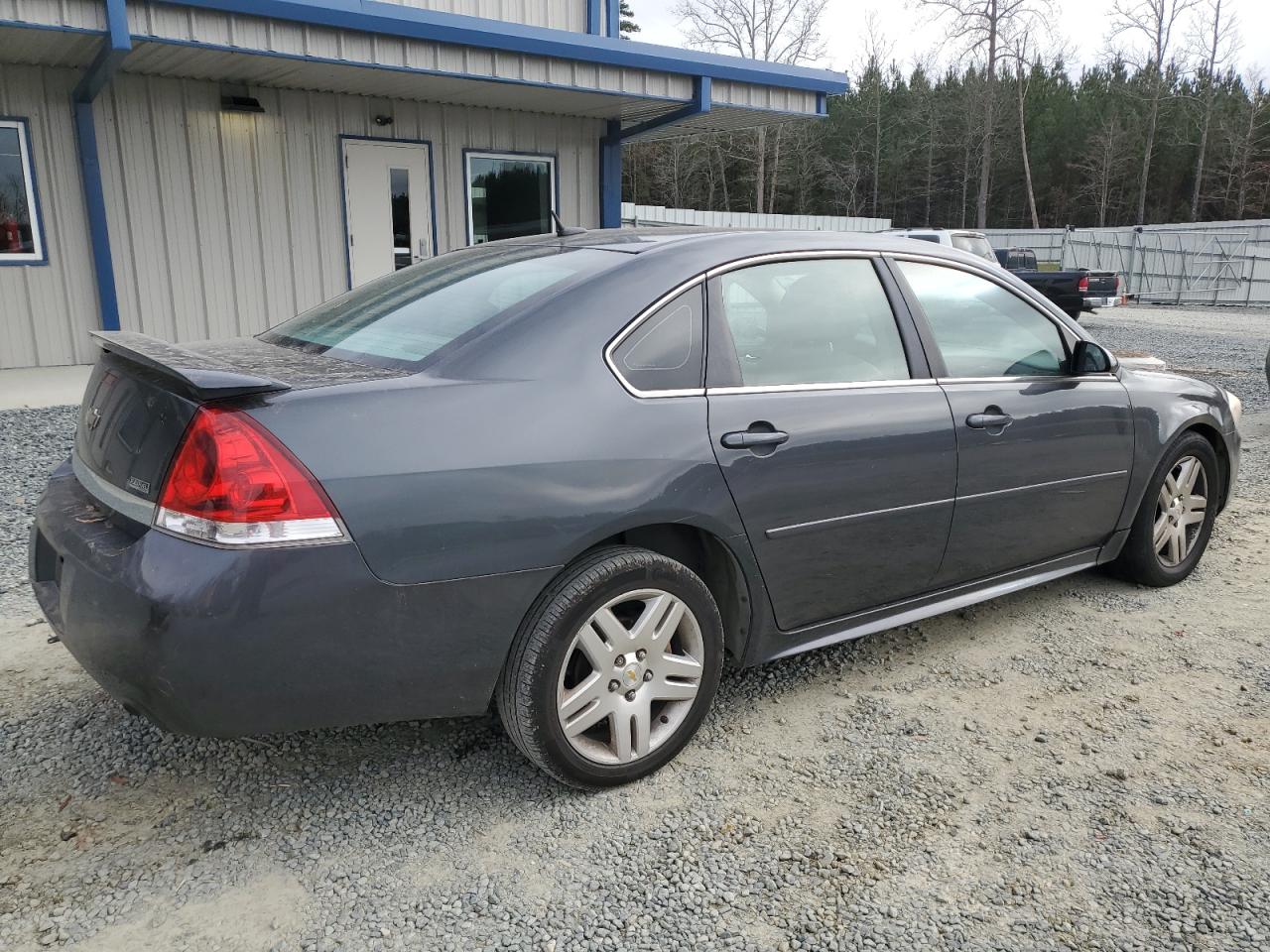 2011 Chevrolet Impala - Image 3