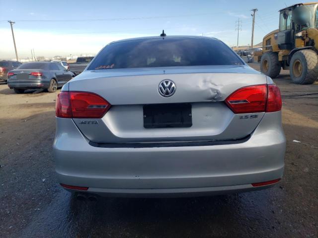  VOLKSWAGEN JETTA 2013 Srebrny