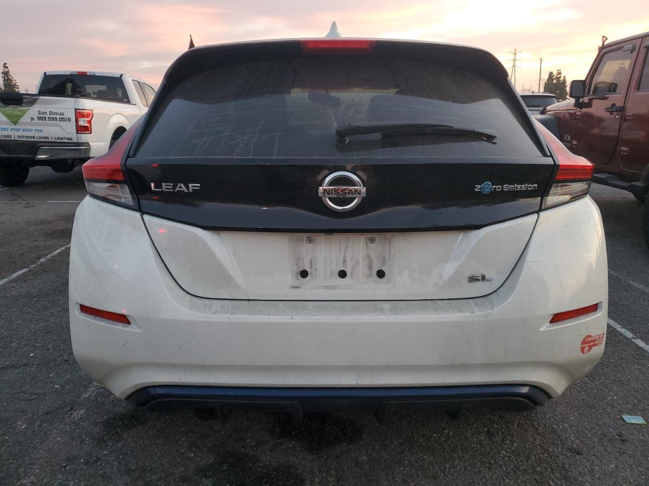 VIN 1N4AZ1CP4JC311865 2018 NISSAN LEAF no.6