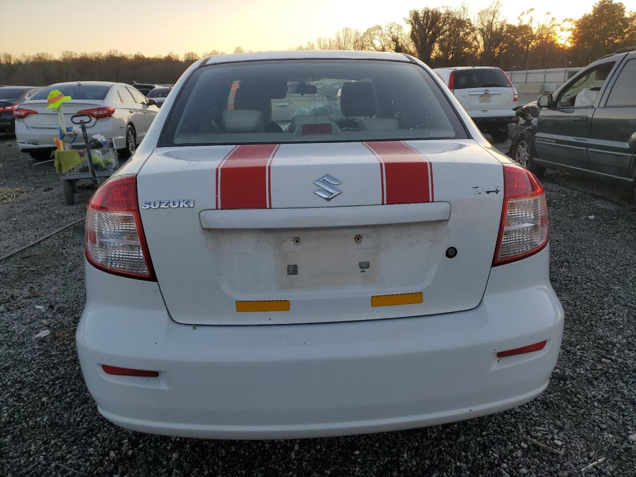 2010 Suzuki Sx4 Le VIN: JS2YC5A24A6301771 Lot: 83049774