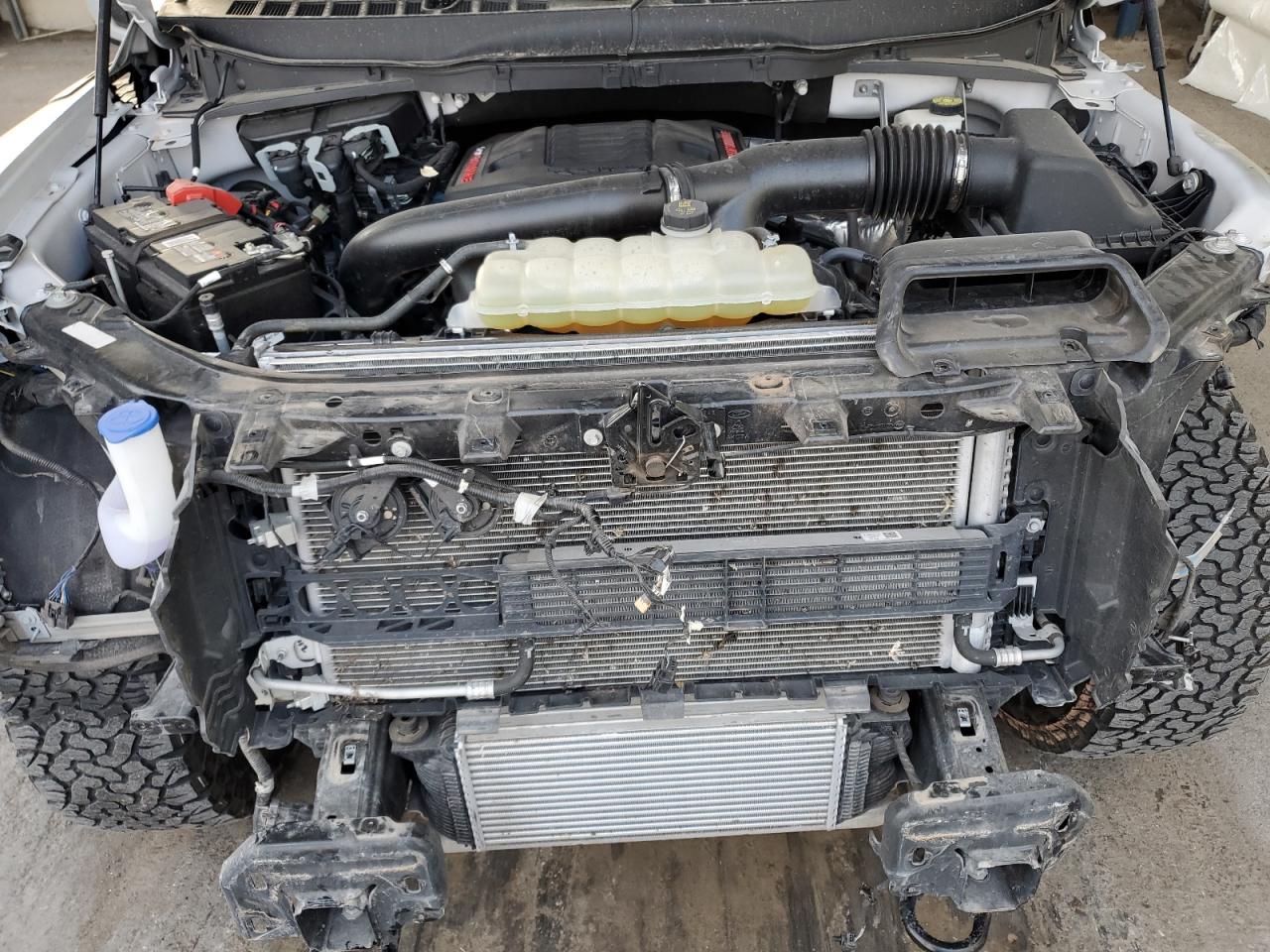 2023 Ford F-150 - Image 11