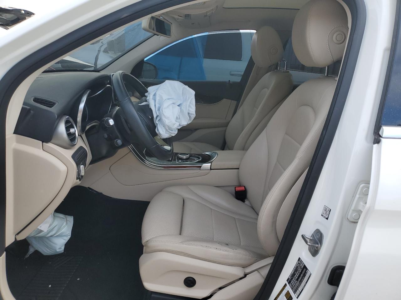 2019 Mercedes-Benz GLC - Image 7