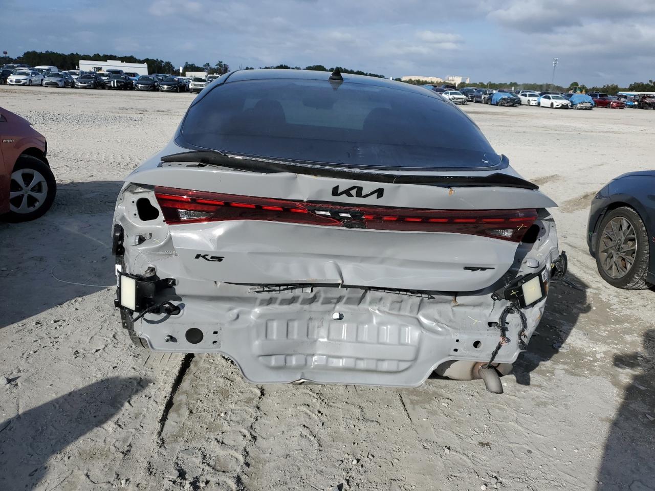 2022 Kia K5 - Image 6