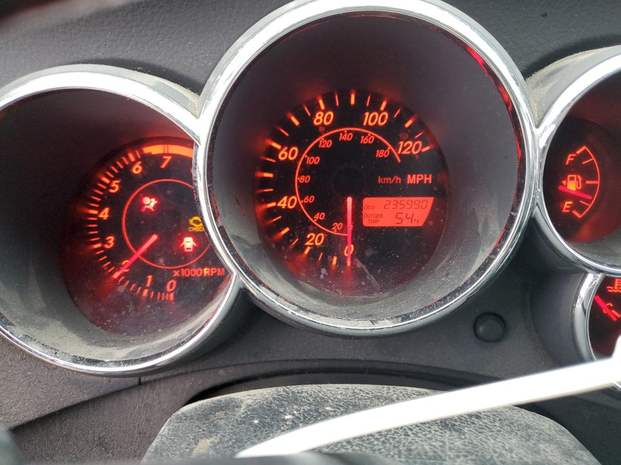 2003 Pontiac Vibe - Image 9