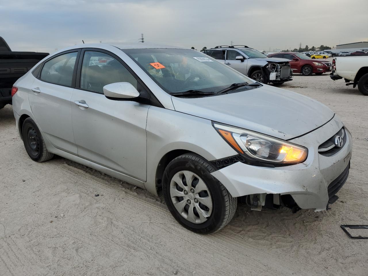 VIN KMHCT4AE7FU908352 2015 HYUNDAI ACCENT no.4