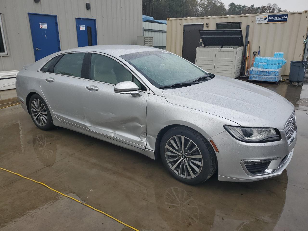 2019 Lincoln MKZ - Image 4