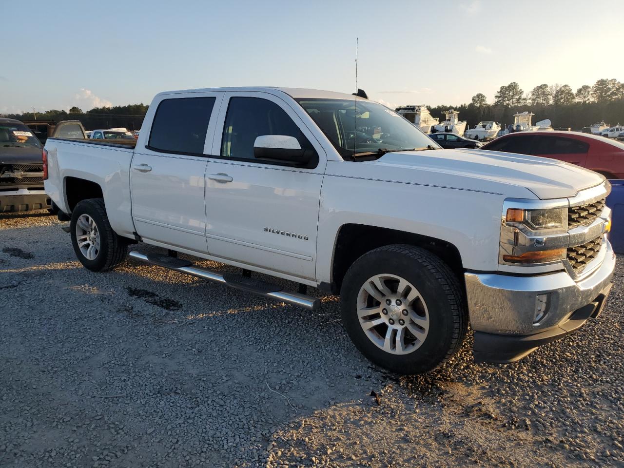 VIN 3GCPCREC1HG272898 2017 CHEVROLET ALL Models no.4