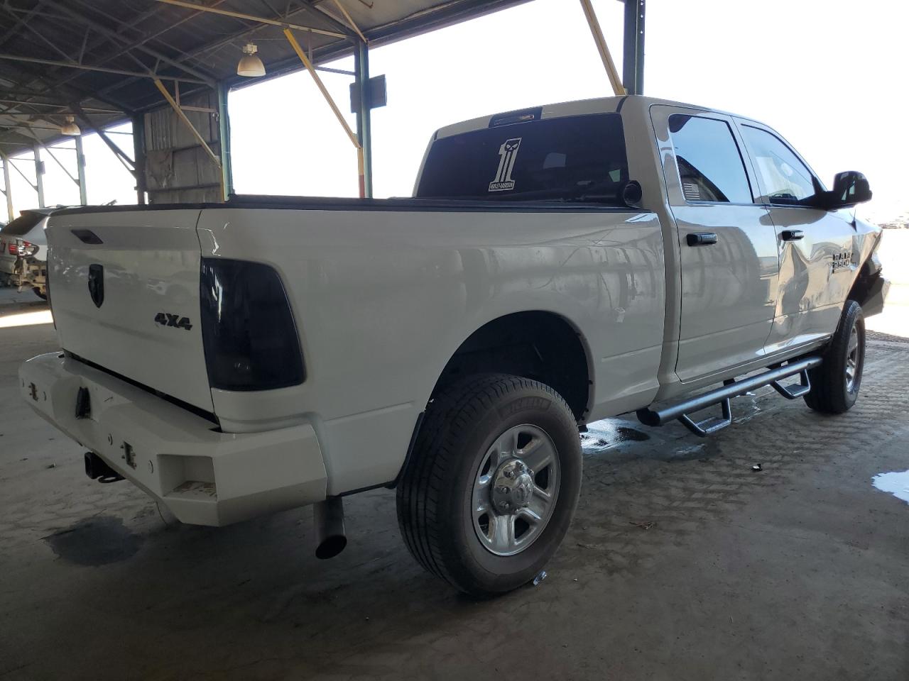 2017 RAM 2500 - Image 3