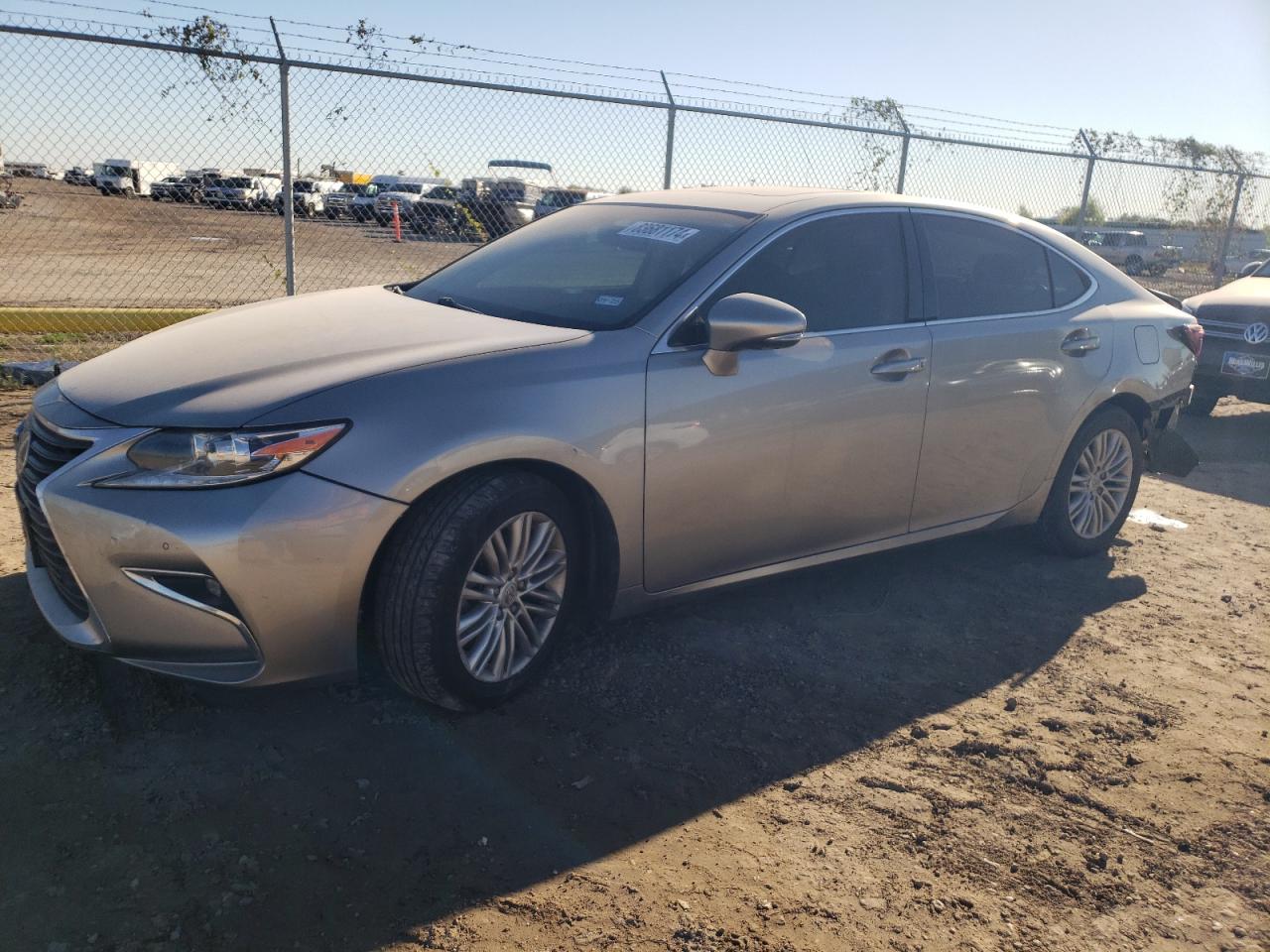 2016 LEXUS ES350