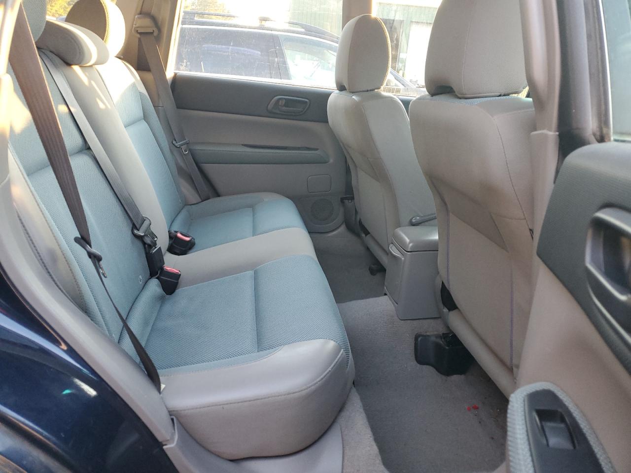 2005 Subaru Forester - Image 11