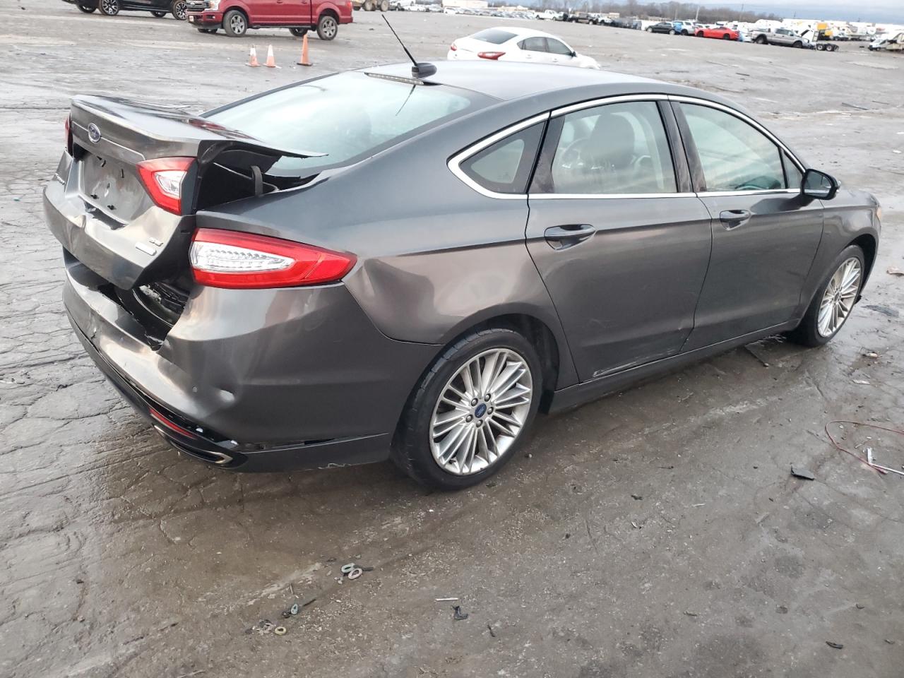 VIN 3FA6P0H97GR336107 2016 FORD FUSION no.3