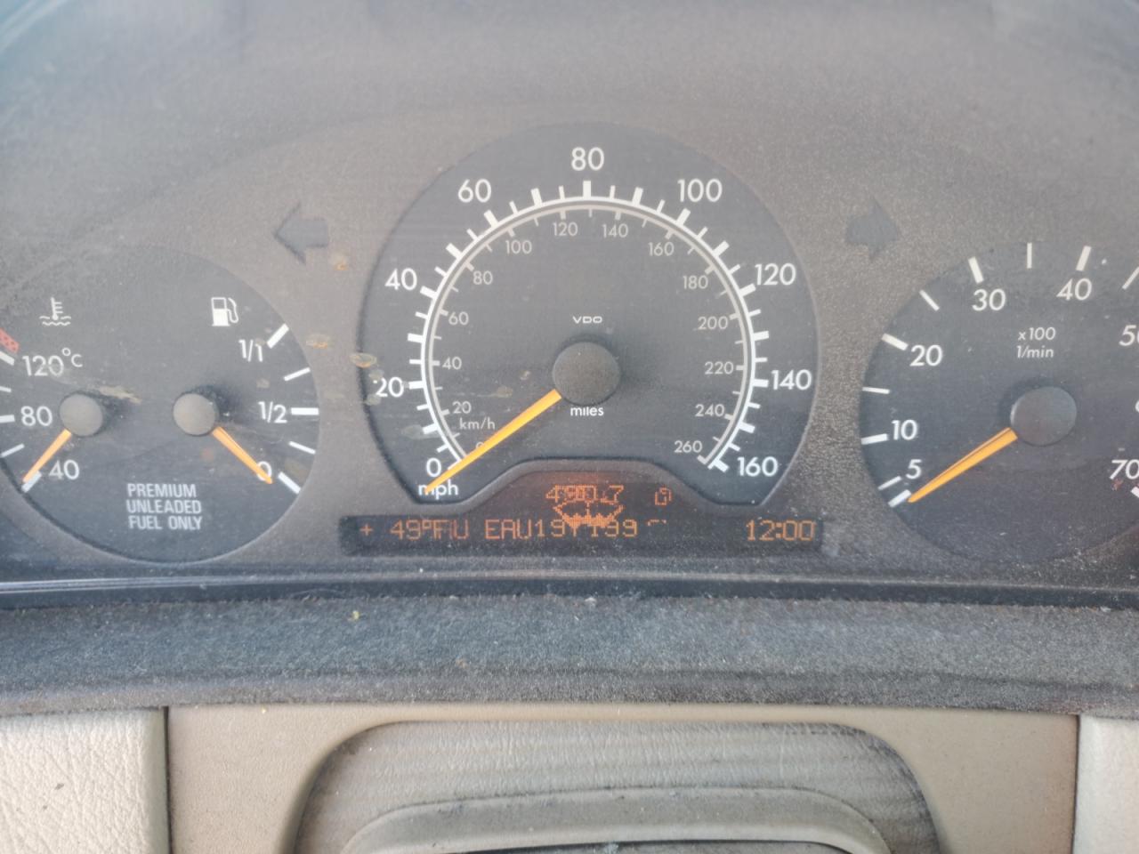 1998 Mercedes-Benz E 320 VIN: WDBJF65F0WA506724 Lot: 82902434