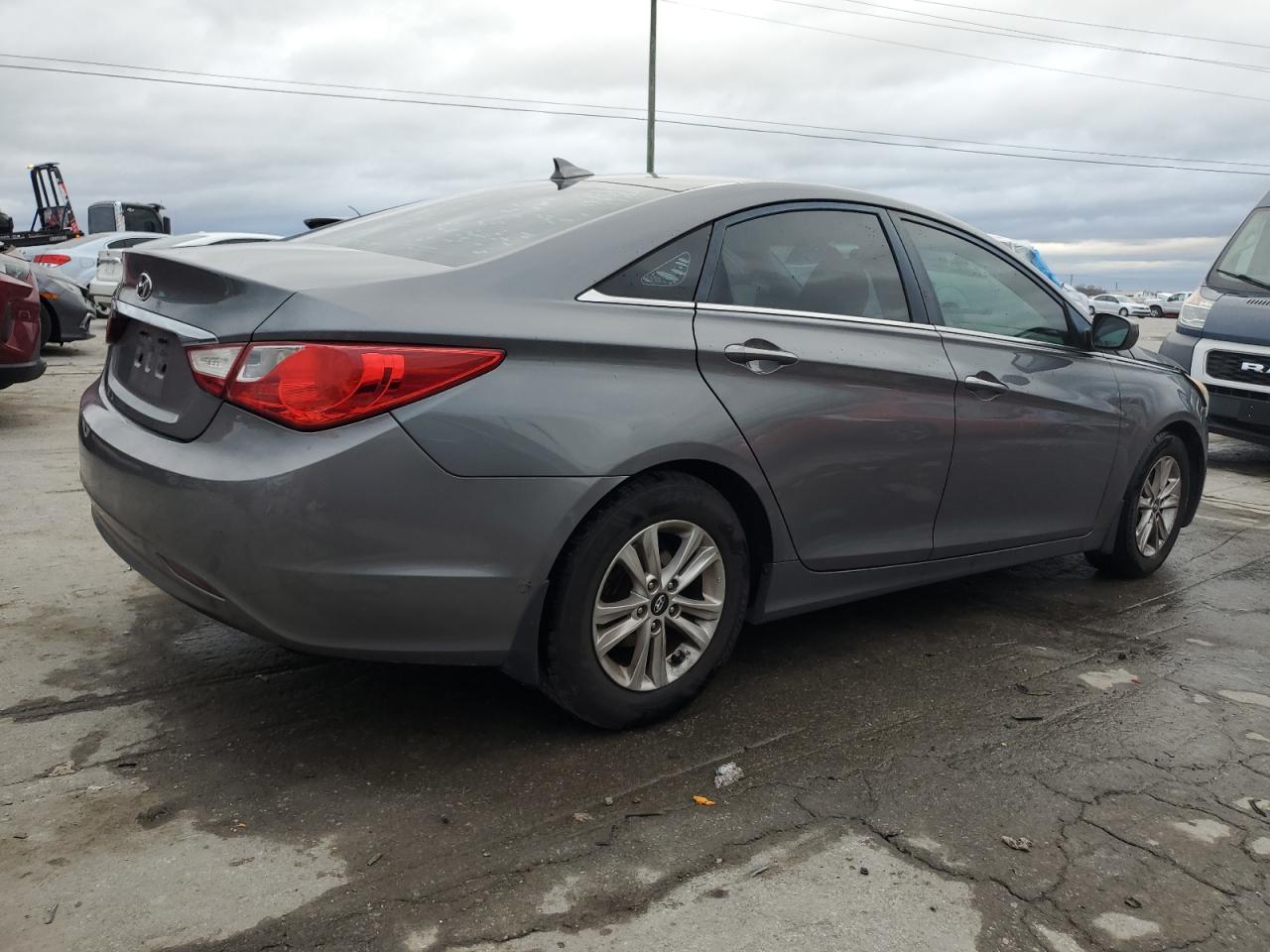 VIN 5NPEB4AC2DH668746 2013 HYUNDAI SONATA no.3