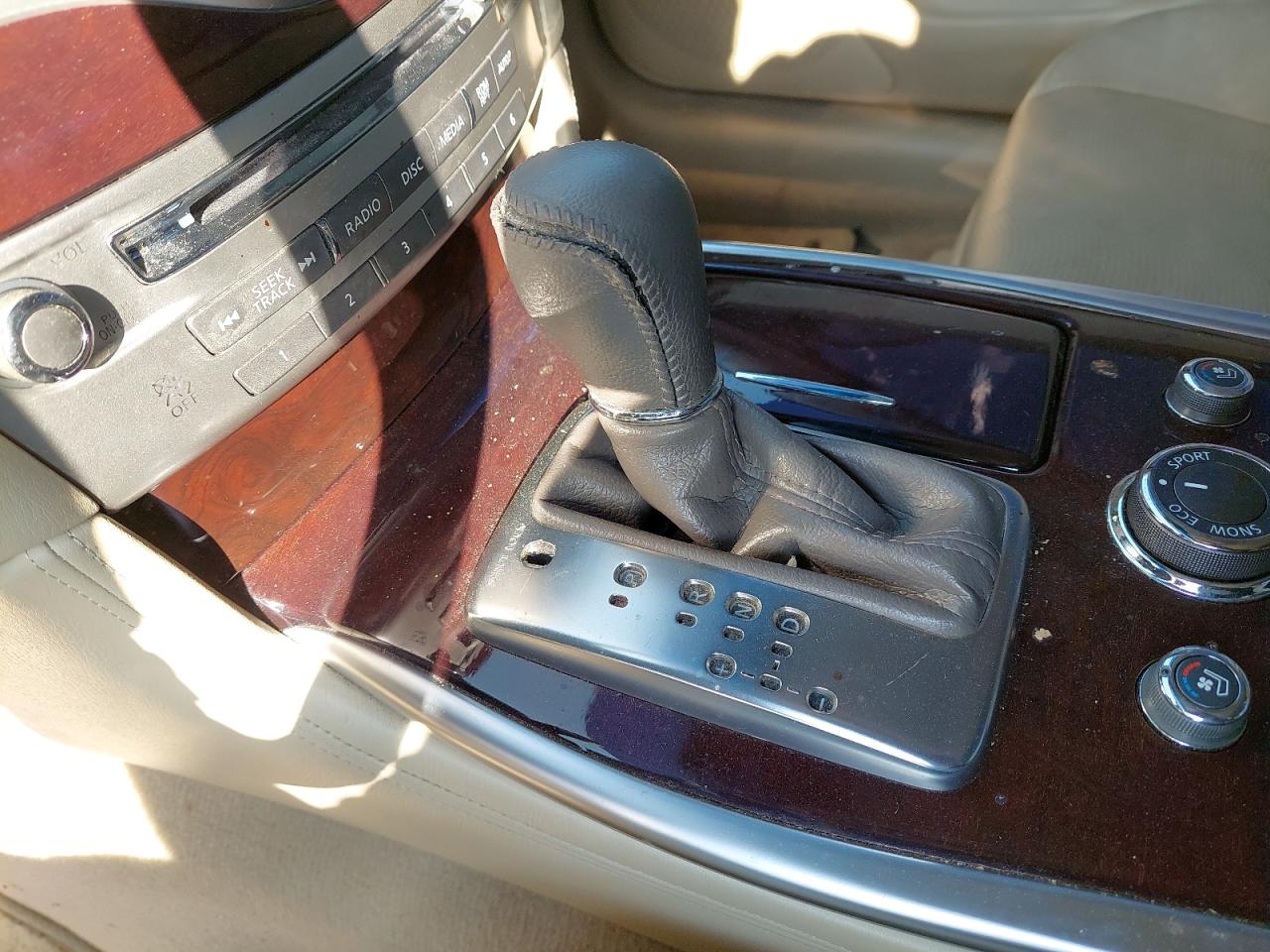JNKBY1AP2JM370152 - 2018 INFINITI Q70 - #86225864