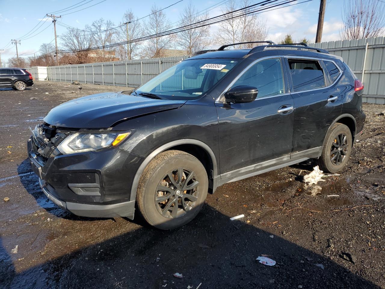 5N1AT2MV4HC818155 2017 NISSAN ROGUE - Image 1