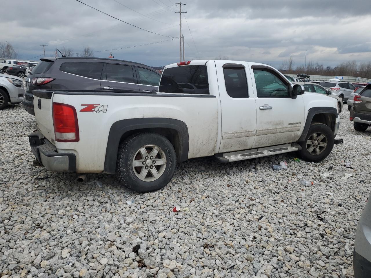 2010 GMC Sierra - Image 3