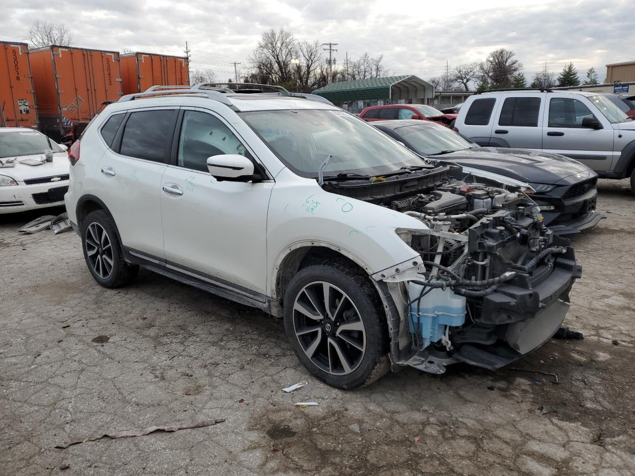 VIN 5N1AT2MV9KC728572 2019 NISSAN ROGUE no.4