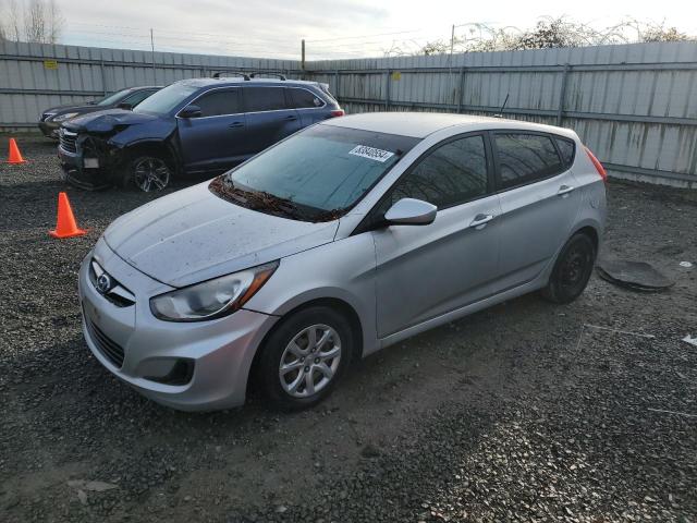  HYUNDAI ACCENT 2013 Серебристый