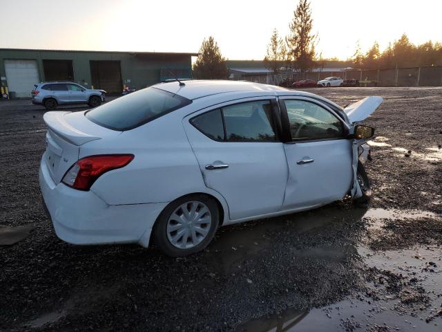  NISSAN VERSA 2018 Чорний