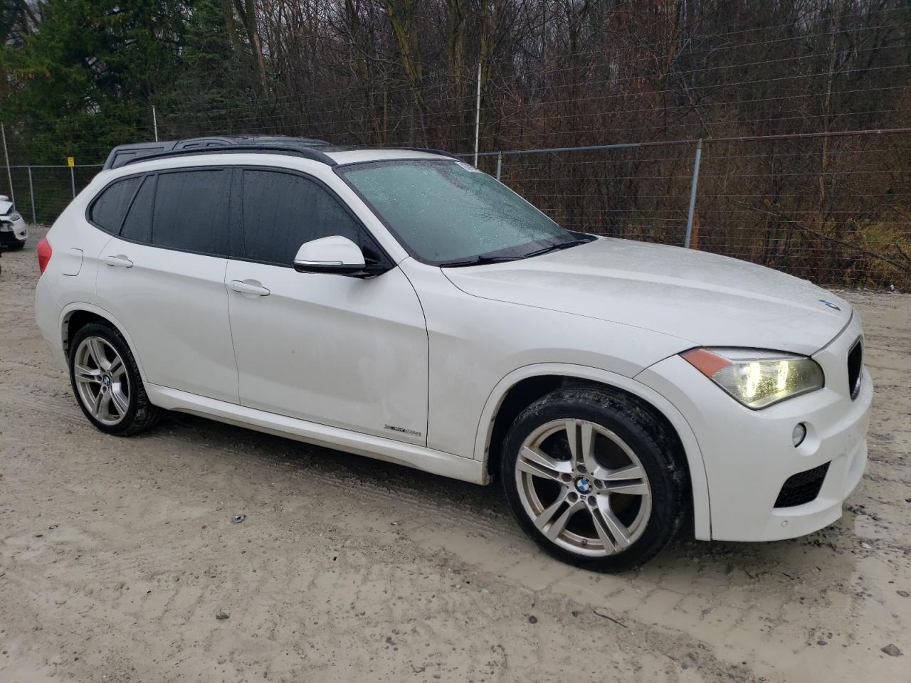 VIN WBAVL1C56FVY25429 2015 BMW X1 no.4